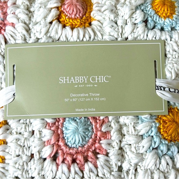 NEW Shabby Chic Granny Squares Chunky Crochet Afghan Floral Throw Blanket - Picture 3 of 8